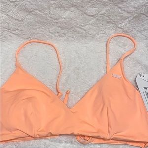 Juniors’ Roxy lace back bikini top